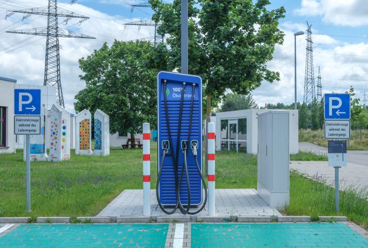 elektrikli-arac-sarj-unitesi Elektrikli Araç Şarj Üniteleri (AC-DC)
